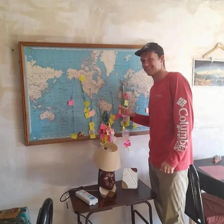 Hostel La Casa Del Patio Bb Bahía Blanca المظهر الخارجي الصورة